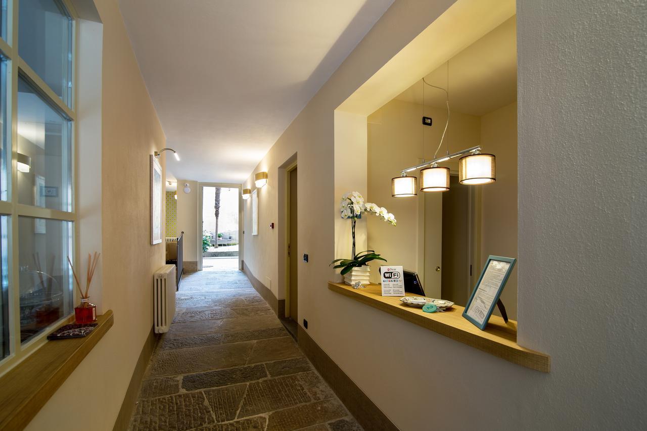 B&B Residenza Di Via Fontana Lucca Kültér fotó