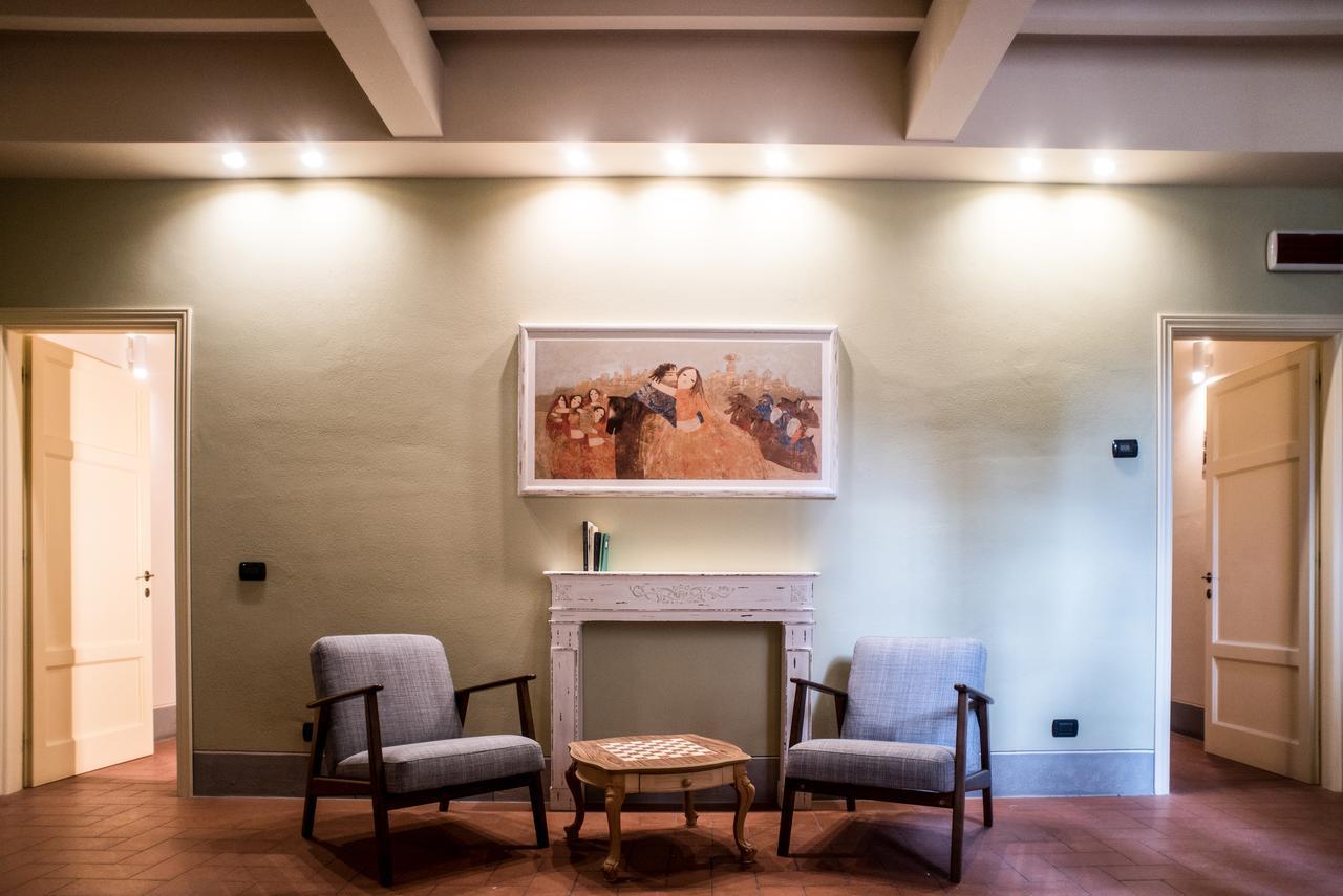 B&B Residenza Di Via Fontana Lucca Kültér fotó