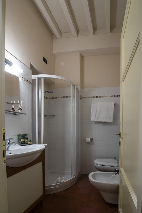 B&B Residenza Di Via Fontana Lucca Kültér fotó