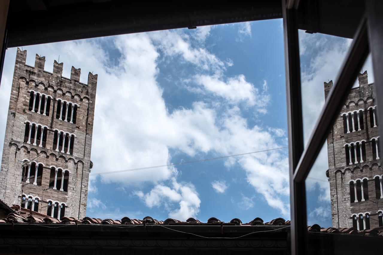 B&B Residenza Di Via Fontana Lucca Kültér fotó