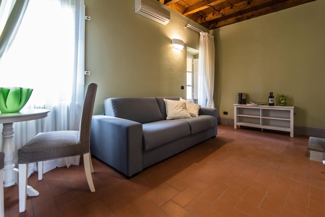 B&B Residenza Di Via Fontana Lucca Kültér fotó